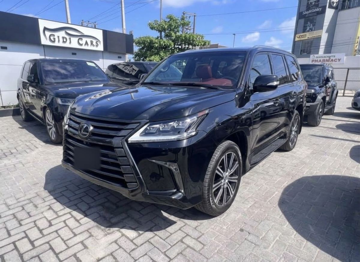 2016 Lexus LX570