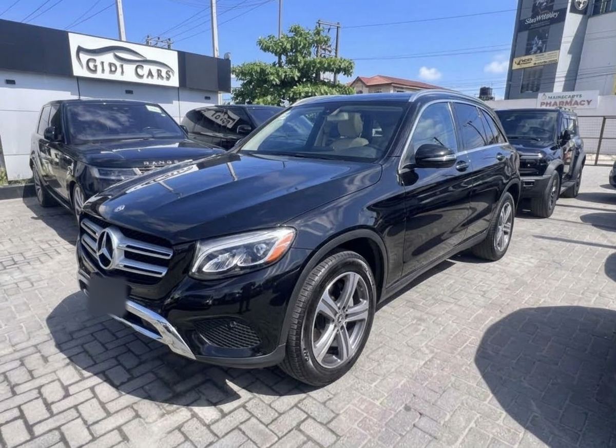 2017 Mercedes-Benz GLC 300