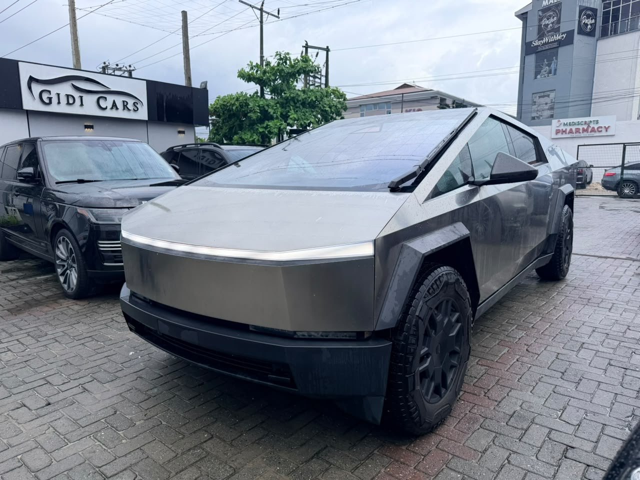 2024 Tesla Cybertruck